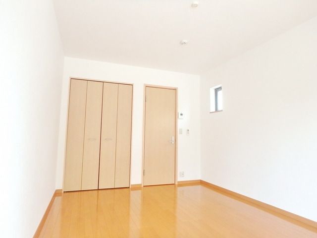 居室・リビング　★洋室８帖★