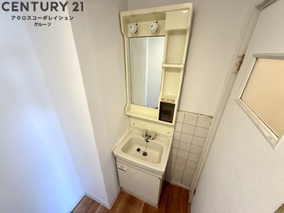 洗面設備　洗髪洗面化粧台付き☆