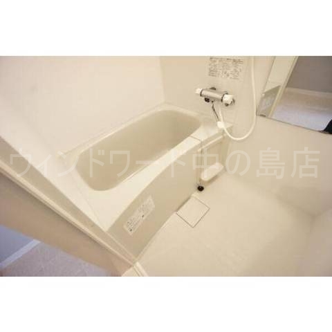 バス・シャワールーム　詳細は、ウィンドワード中の島店までご相談下さい。