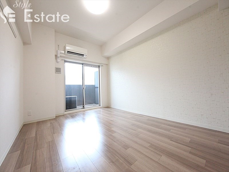 居室・リビング　内装