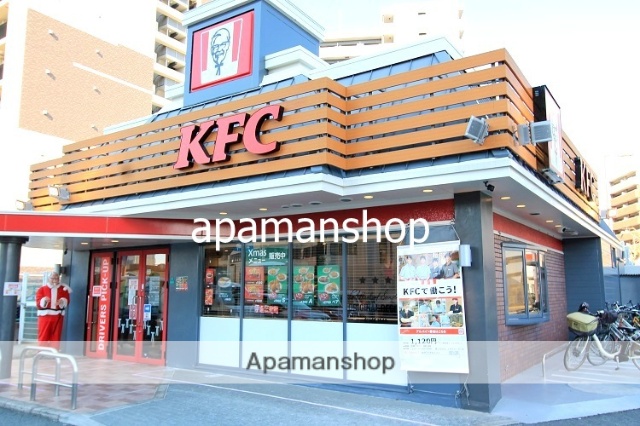 飲食店　ケンタッキーフライドチキン（飲食店）まで100m