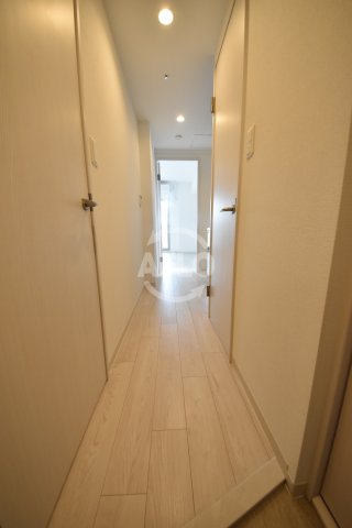 玄関　フォーリアライズ南堀江ヴィータ　玄関