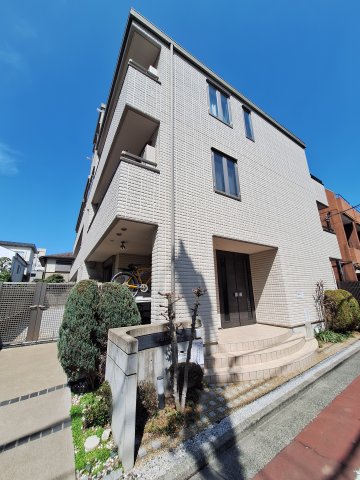 建物外観　2011年完成