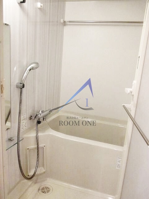バス・シャワールーム　お風呂です。