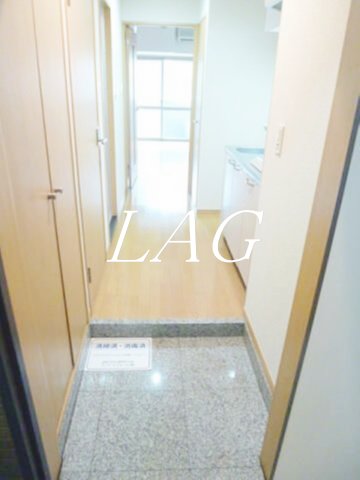 玄関　玄関です。