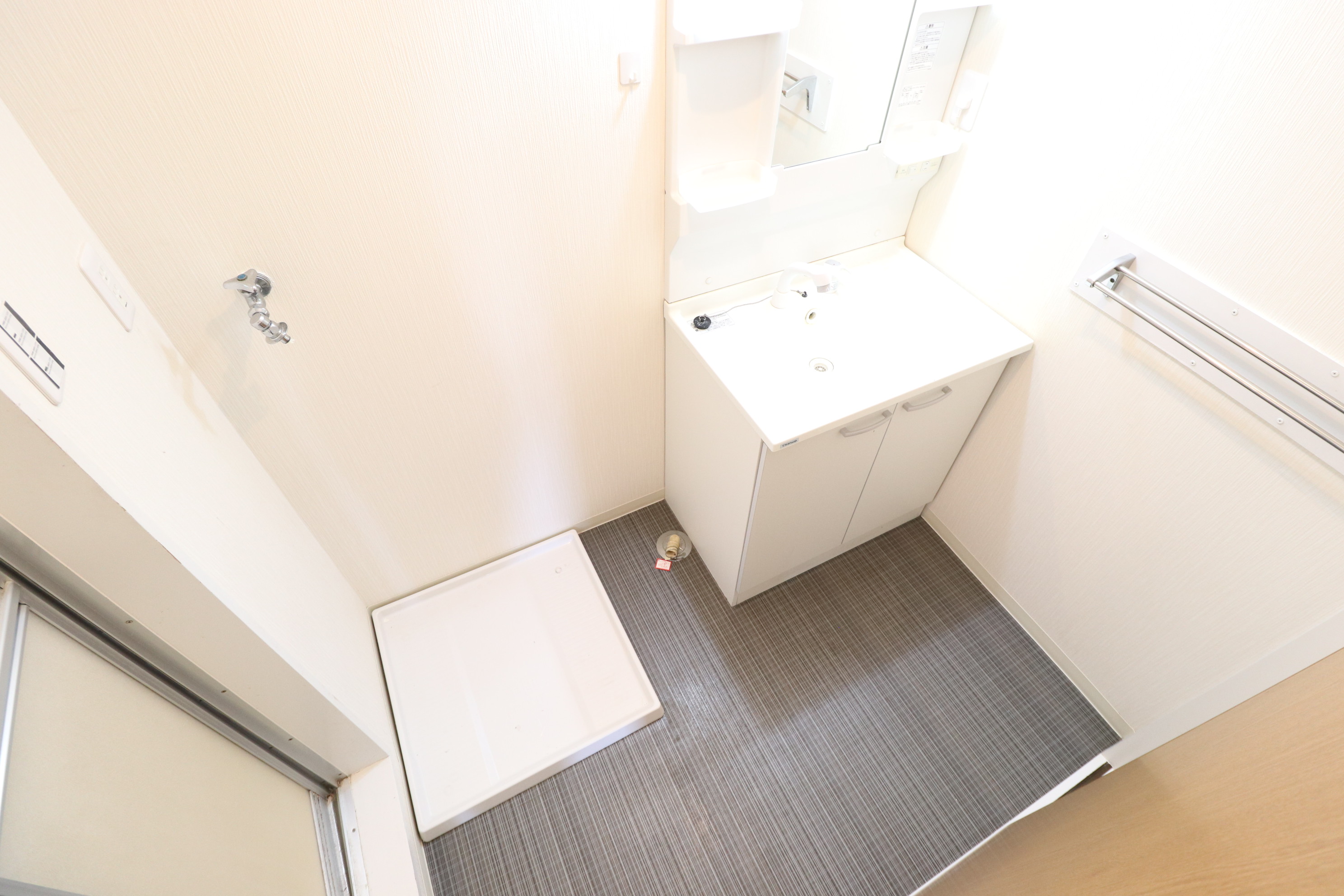 洗面設備　脱衣所です♪