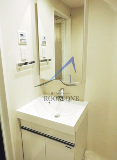 洗面設備　洗面台です。