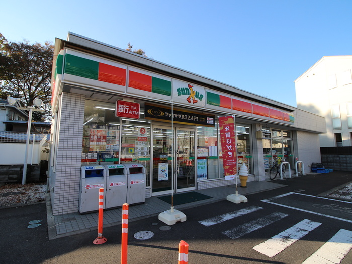 コンビニ　サンクス（コンビニ）まで95m