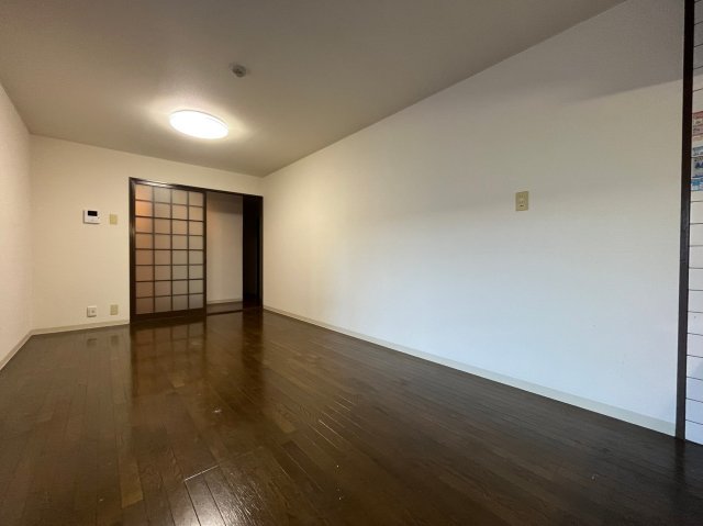 居室・リビング　※別部屋写真