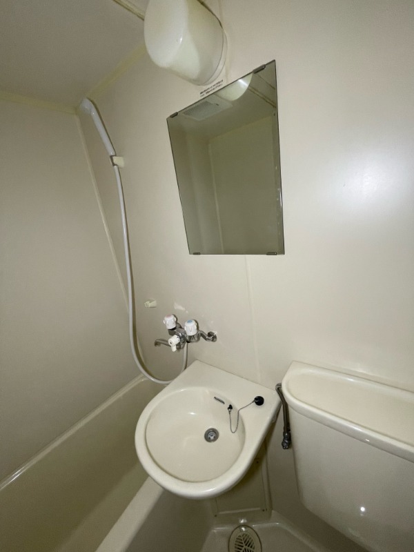 洗面設備　※他部屋参考写真