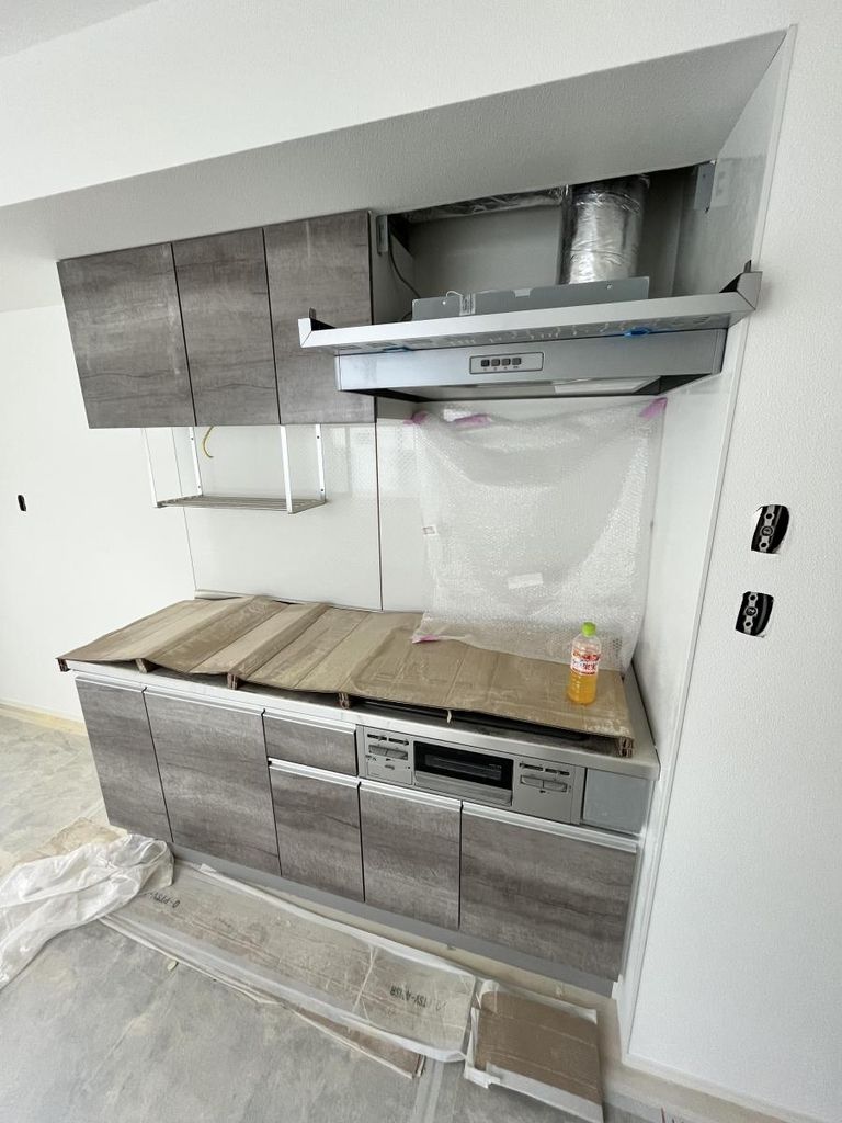 キッチン　バルコニー