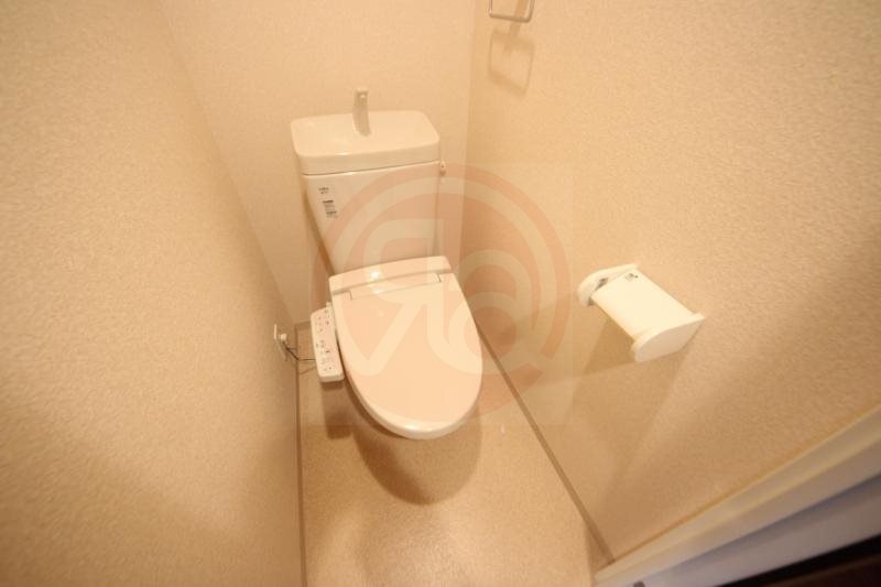 トイレ　落ち着いたトイレです