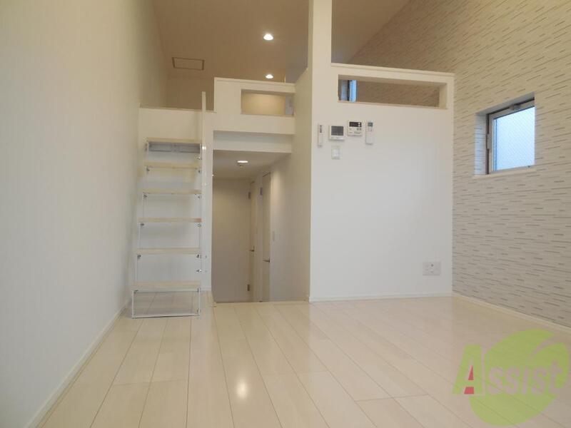 居室・リビング　明るいお部屋でゆったりとした生活を