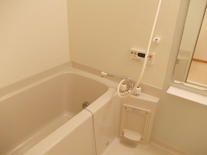 バス・シャワールーム　図面と現状に相違がある場合には現状を優先