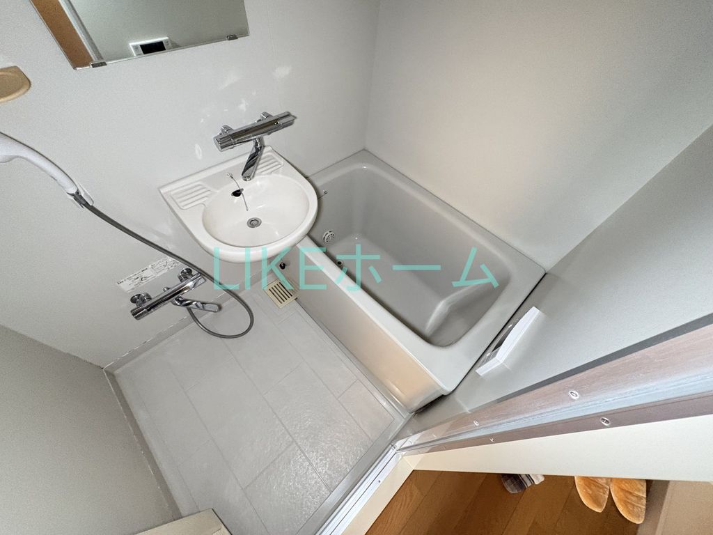 バス・シャワールーム　バス