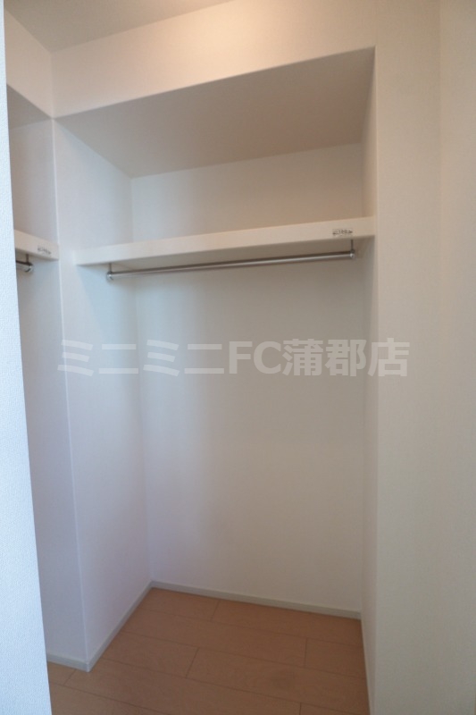 収納　ウォークインクローゼット