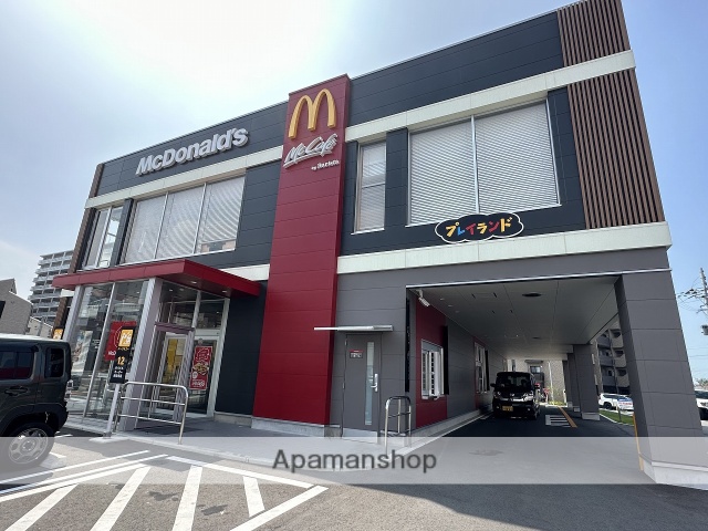 飲食店　マクドナルド九大学研都市店（飲食店）まで95m