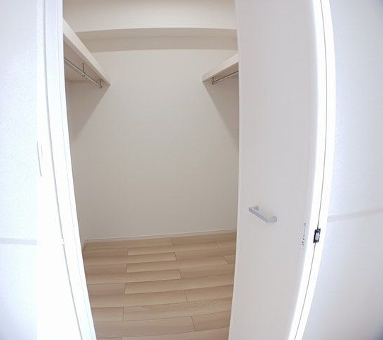 収納　ウォークインクローゼット