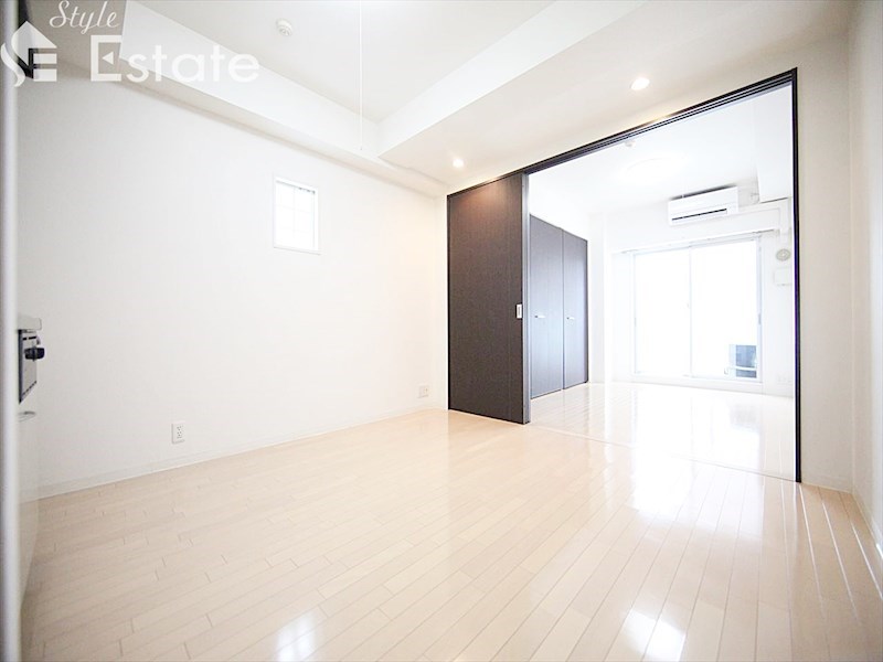 居室・リビング　内装