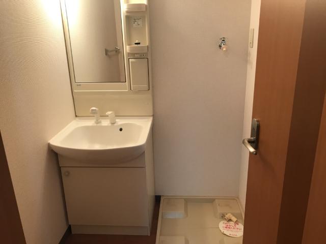 洗面設備　洗髪洗面化粧台