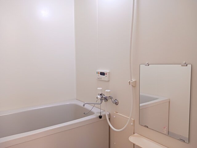 バス・シャワールーム　お風呂で日々の疲れを落としましょう