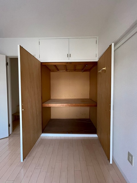 収納　同物件別号室のものです。
