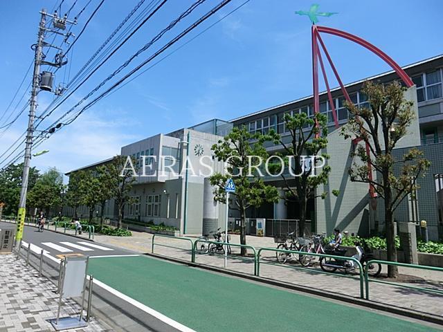 小学校　世田谷区立八幡山小学校（小学校）まで489m