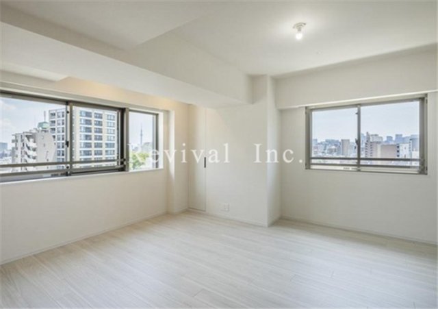 居室・リビング　開放感あるリビングでございます　参考写真