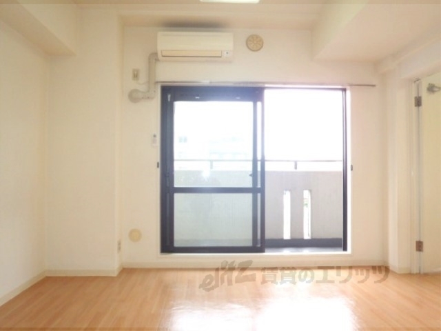 居室・リビング　居室