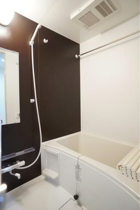 バス・シャワールーム　※別部屋参考写真