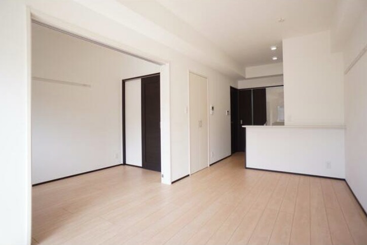 居室・リビング　※別部屋参考写真