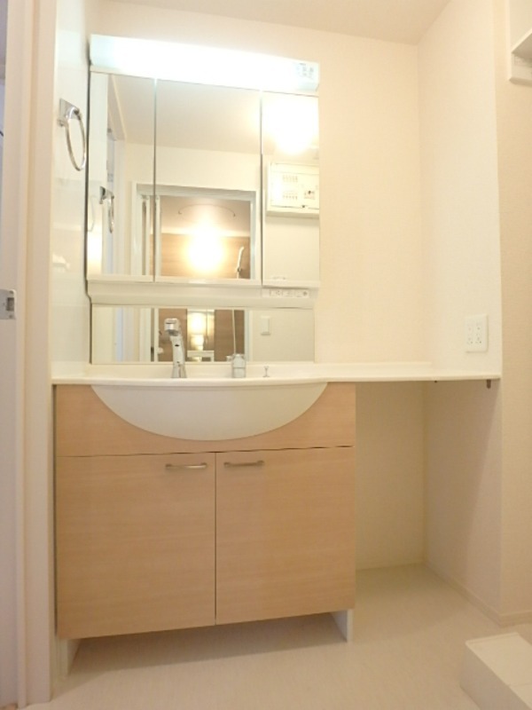 洗面設備　図面と現状に相違がある場合には現状を優先