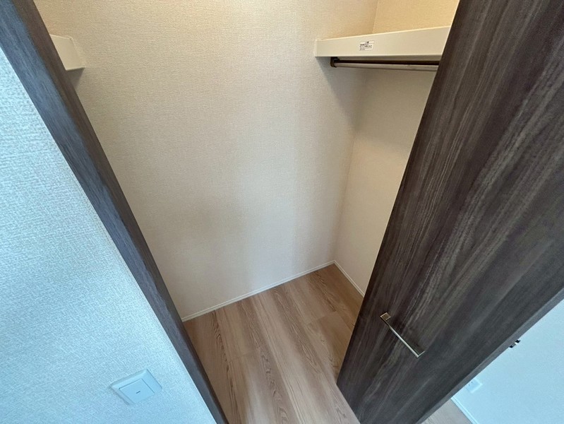 収納　101号室の写真です