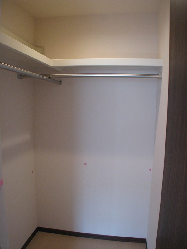 収納　ウォークインクローゼット