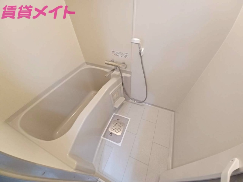 バス・シャワールーム　同型参考写真