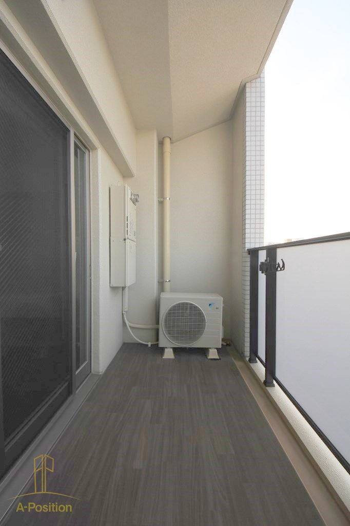 バルコニー　メインステージ心斎橋EAST