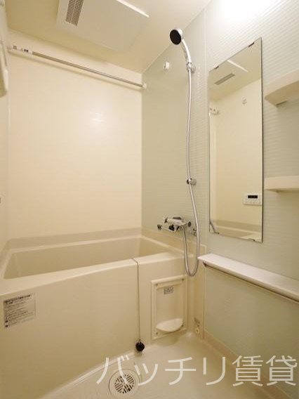 バス・シャワールーム　同シリーズの別のお部屋。現況を優先します。