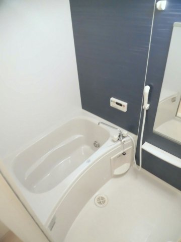 バス・シャワールーム　お風呂で日々の疲れを落としましょう