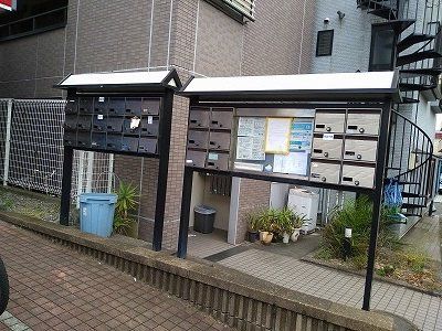 エントランス　集合ポスト