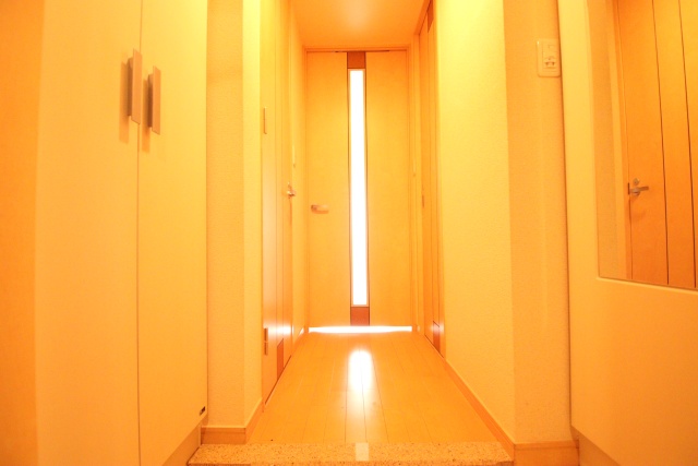 玄関　※別室の参考写真の為、現況優先です。