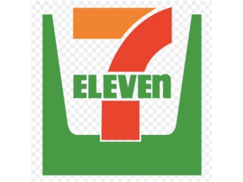 コンビニ　セブンイレブン大阪元町1丁目店（コンビニ）まで298m