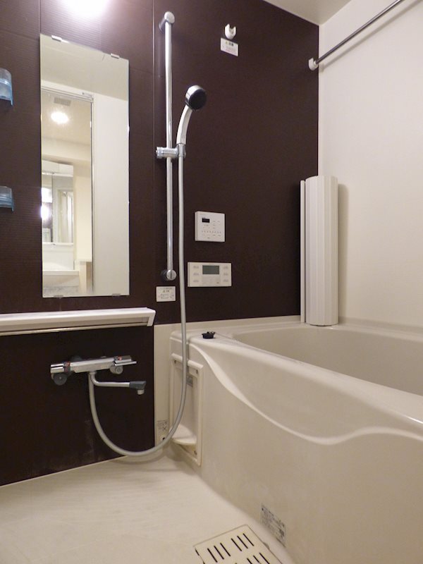 バス・シャワールーム