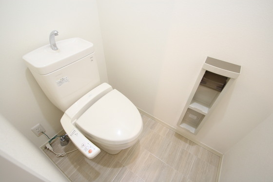 トイレ　※別部屋の写真です