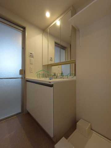 洗面設備　別部屋参考写真となります。