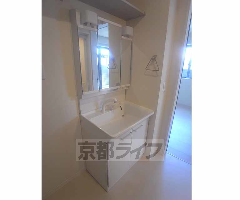 洗面設備　シャンプードレッサーです