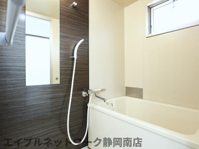 バス・シャワールーム　同イメージ