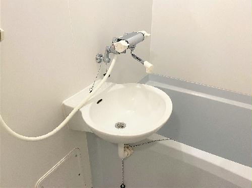 洗面設備　設備・使用は号室により異なる為、現況を優先致します。