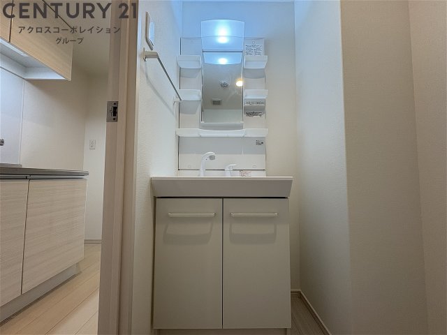 洗面設備　独立洗面台になってます！