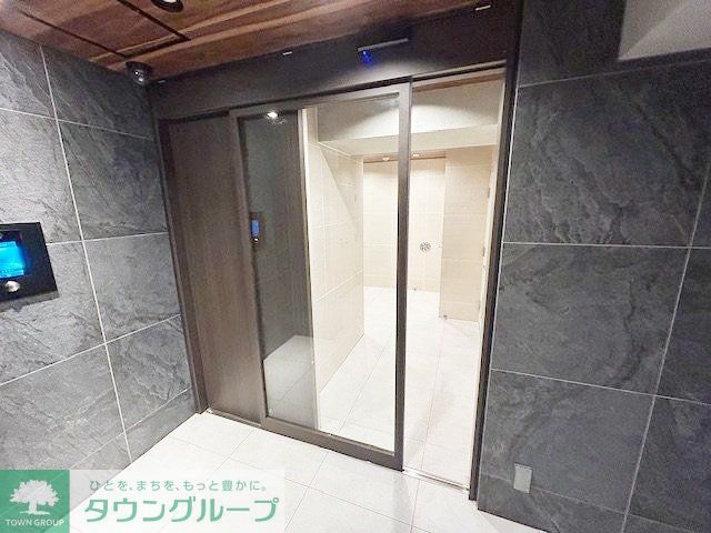 エントランス　エントランス