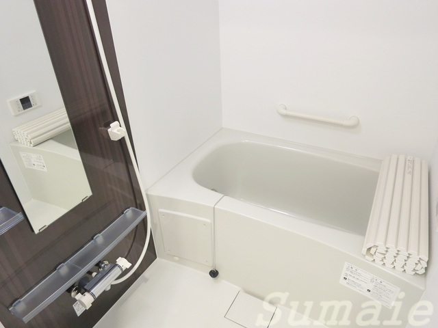 バス・シャワールーム　バス、トイレ別です★
